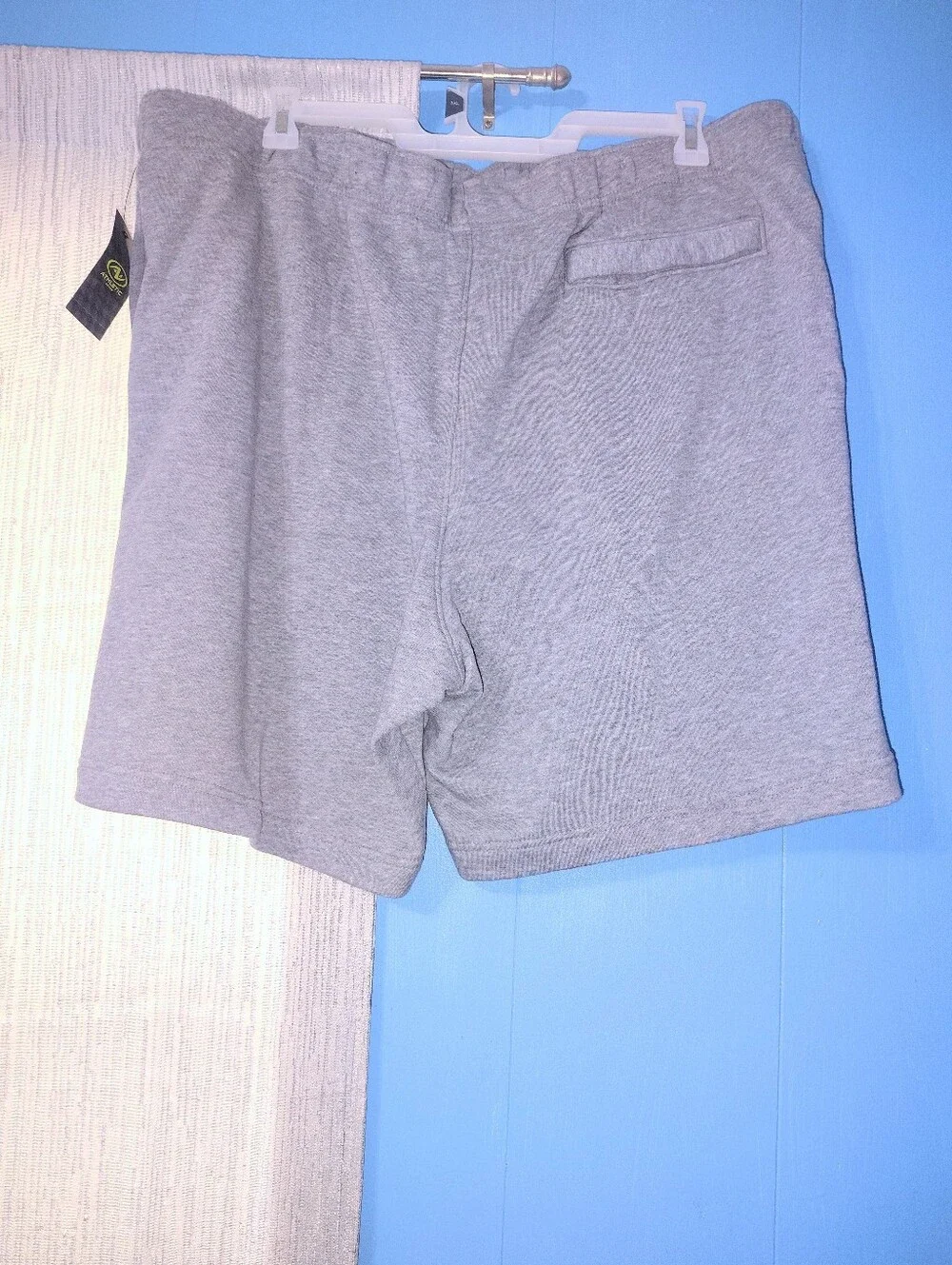 Men's Gray Fleece Lined Athletic Shorts - Picture 2 of 2
